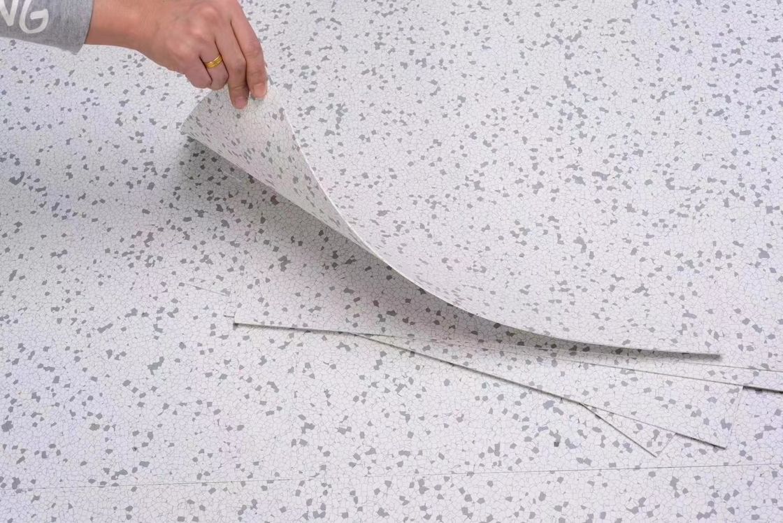 900*900mm piso de vinilo antiestático conductor para salas de operaciones del hospital