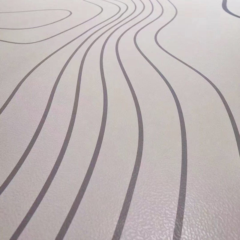 Piso de caucho antideslizante, resistente al desgaste y a las manchas para salas de exposiciones